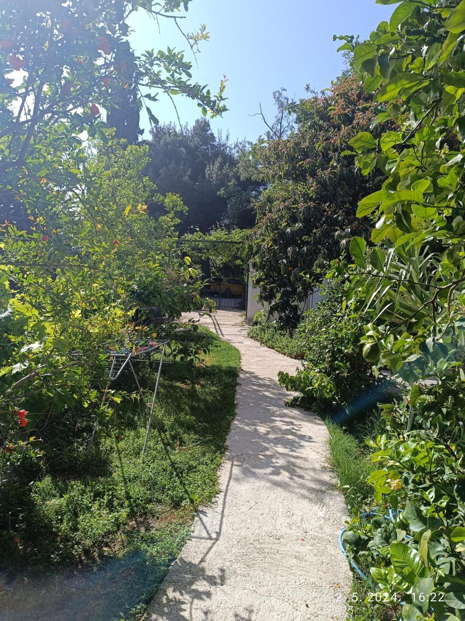 Appartamento Leonica Omiš Esterno foto