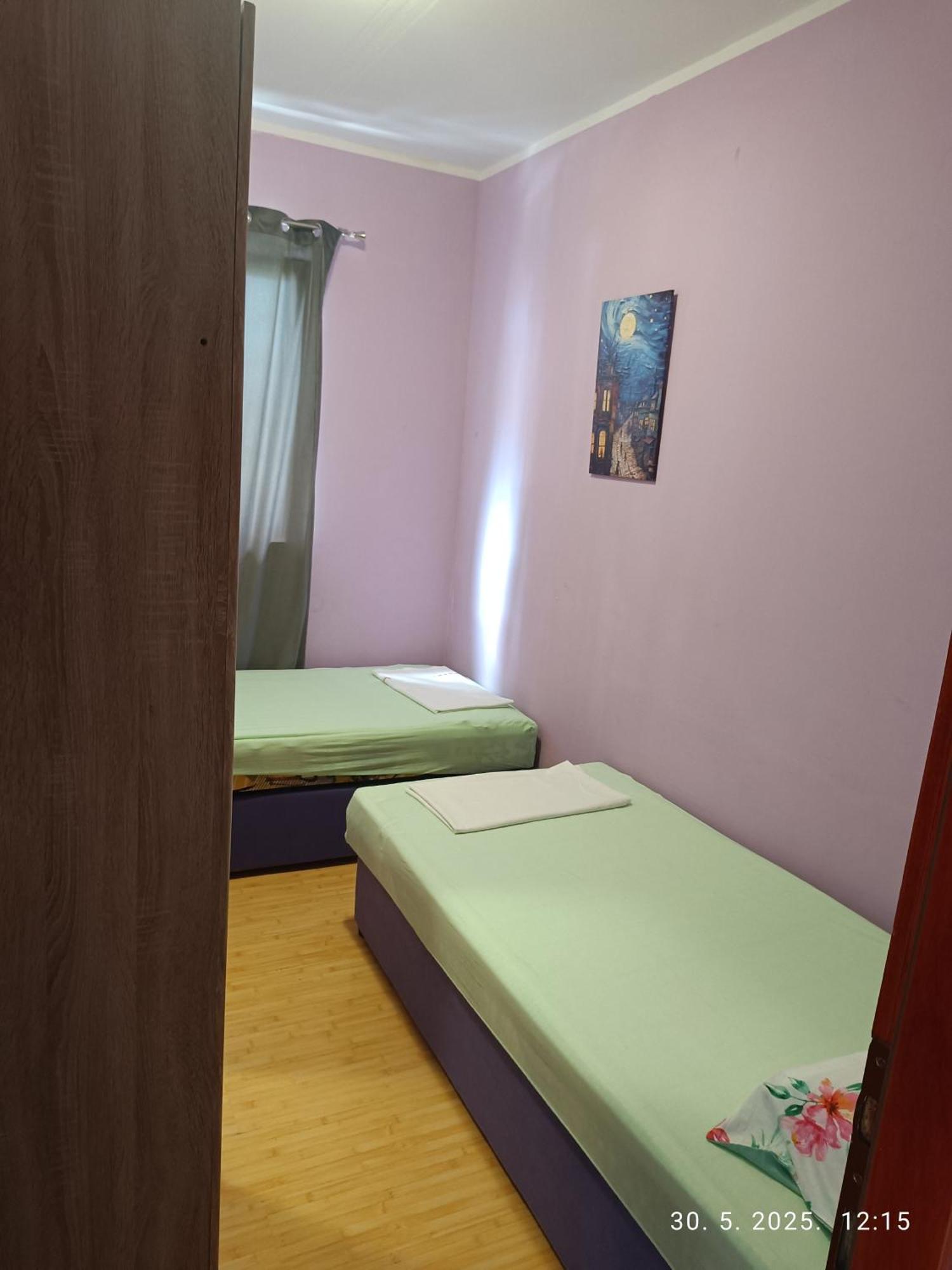Appartamento Leonica Omiš Esterno foto