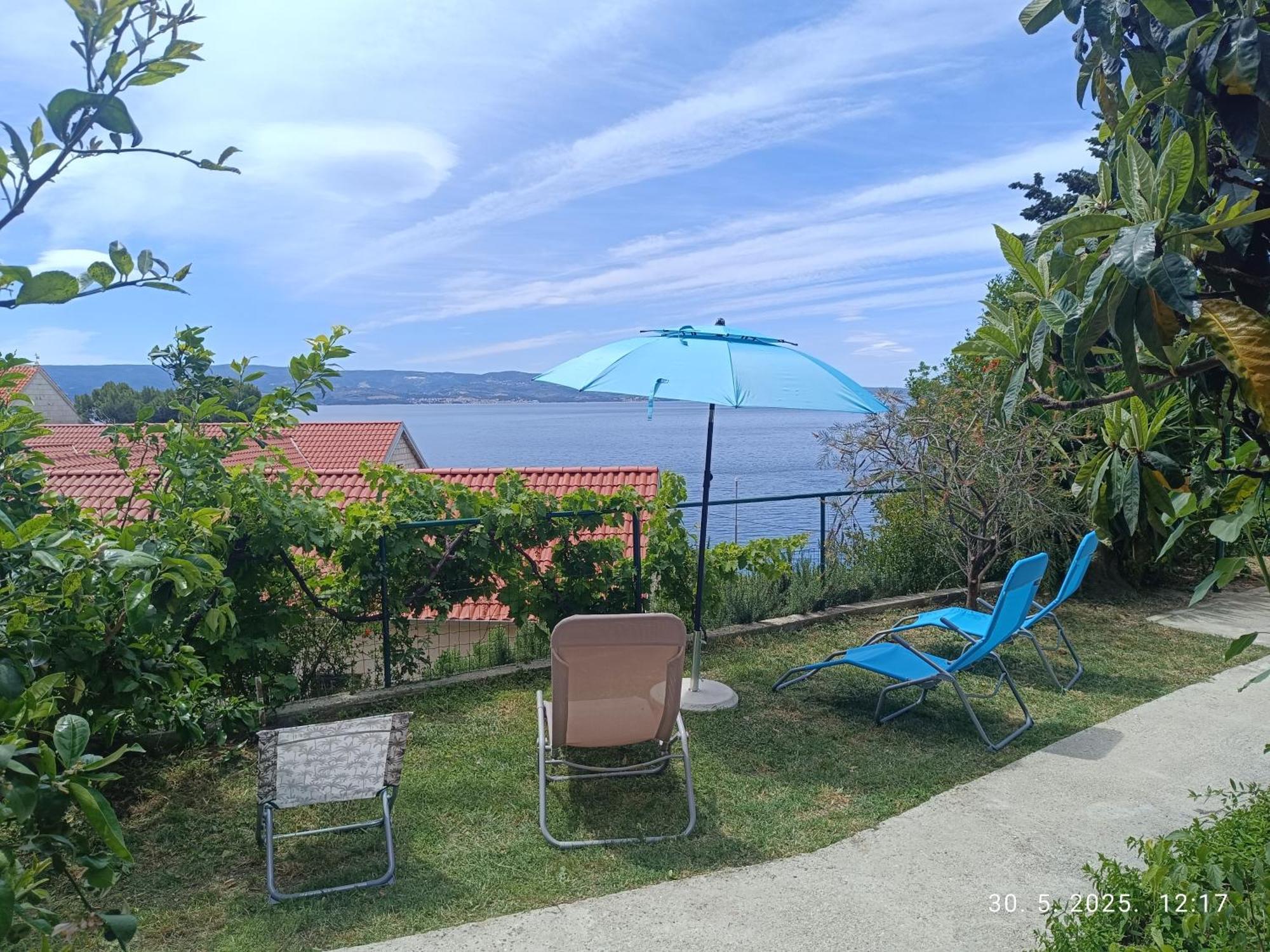 Appartamento Leonica Omiš Esterno foto
